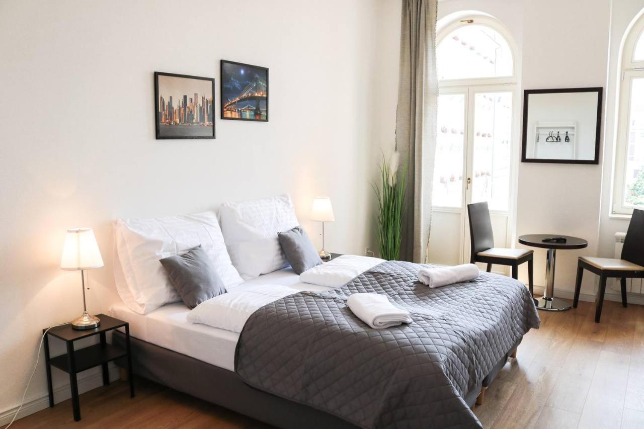 Rose Suites And Rooms Praga Exterior foto